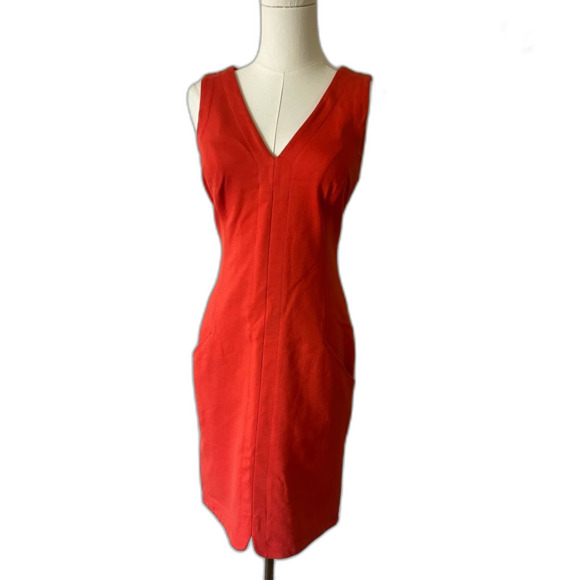 Banana Republic Dresses & Skirts - Banana Republice red Orange sleeveless dress V neck size 2